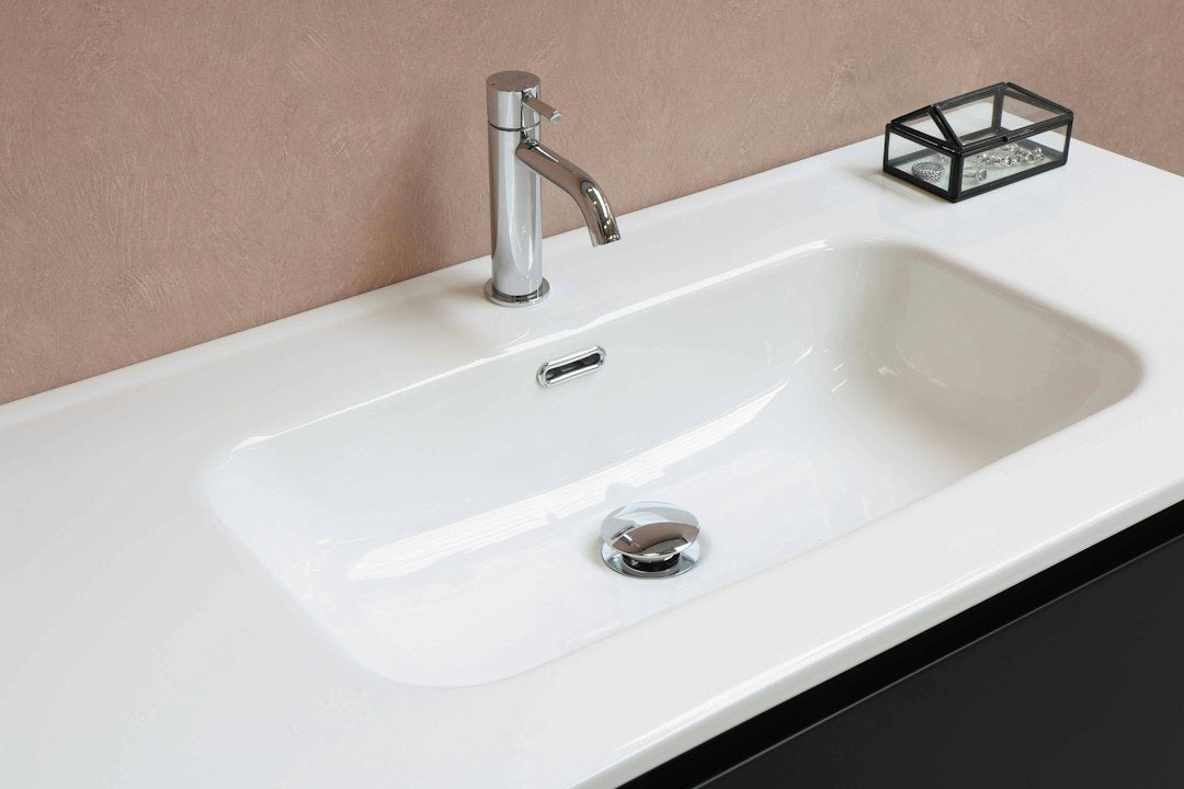 Modern Banyo Tasarımlarında Vitra Lavabo Kullanımı ve Teknik Detaylar