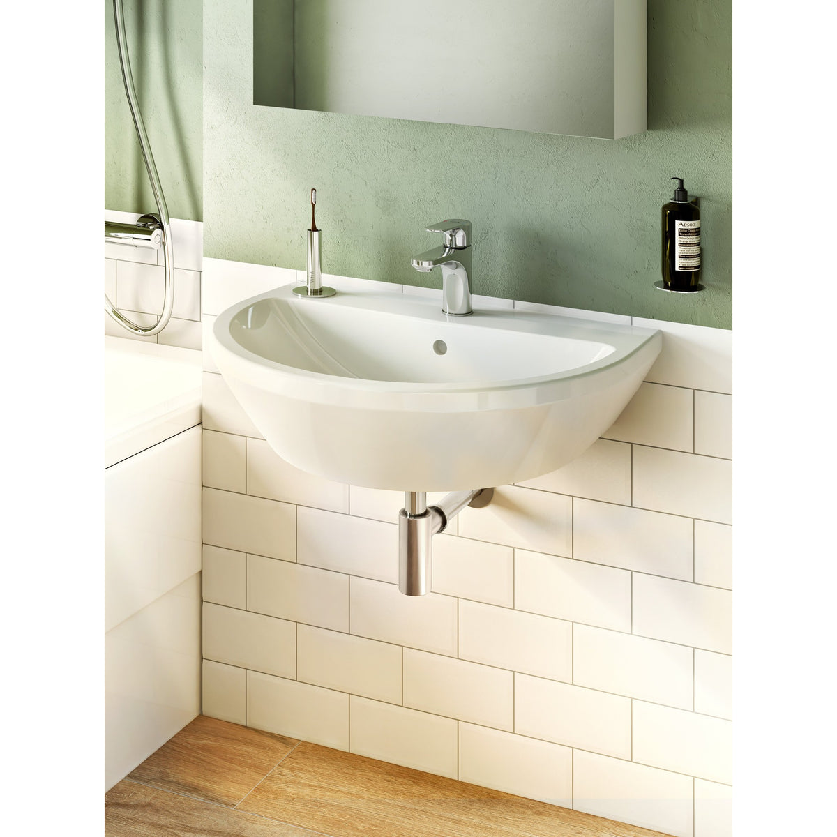Vitra 7061L003-0001 Integra_washbasin_vertical_close_up___Integra_lavabo_dikey_yak_n_ekim_2021_05_9adc6199caa627c375e3509c3ae716948bed88d9-2.jpg