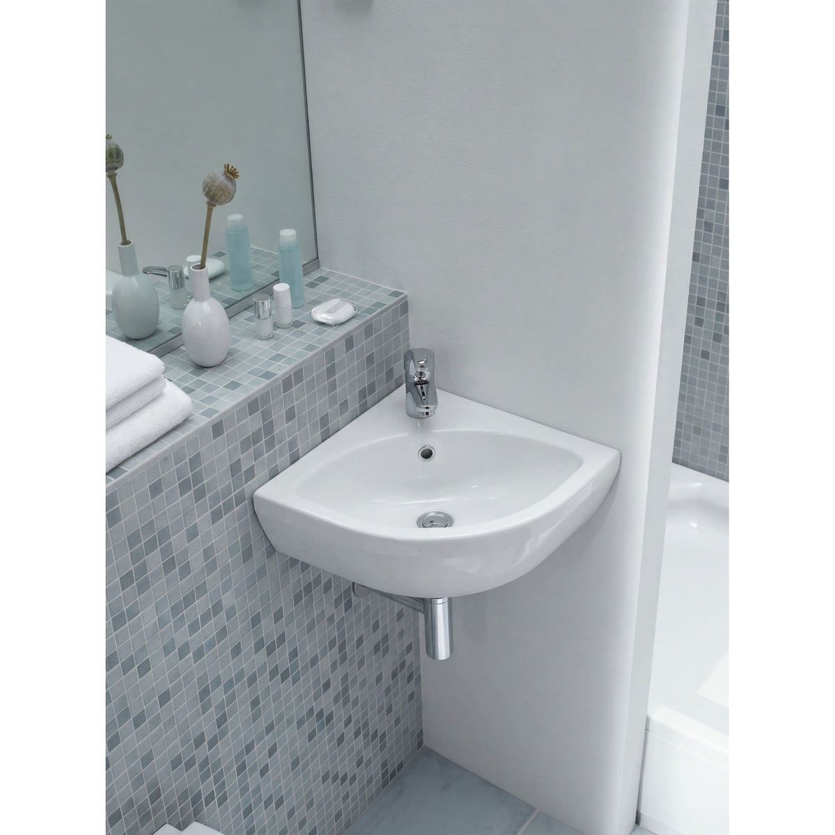 Vitra 7336L003-0999 Integra_Corner_Basin-1.jpg