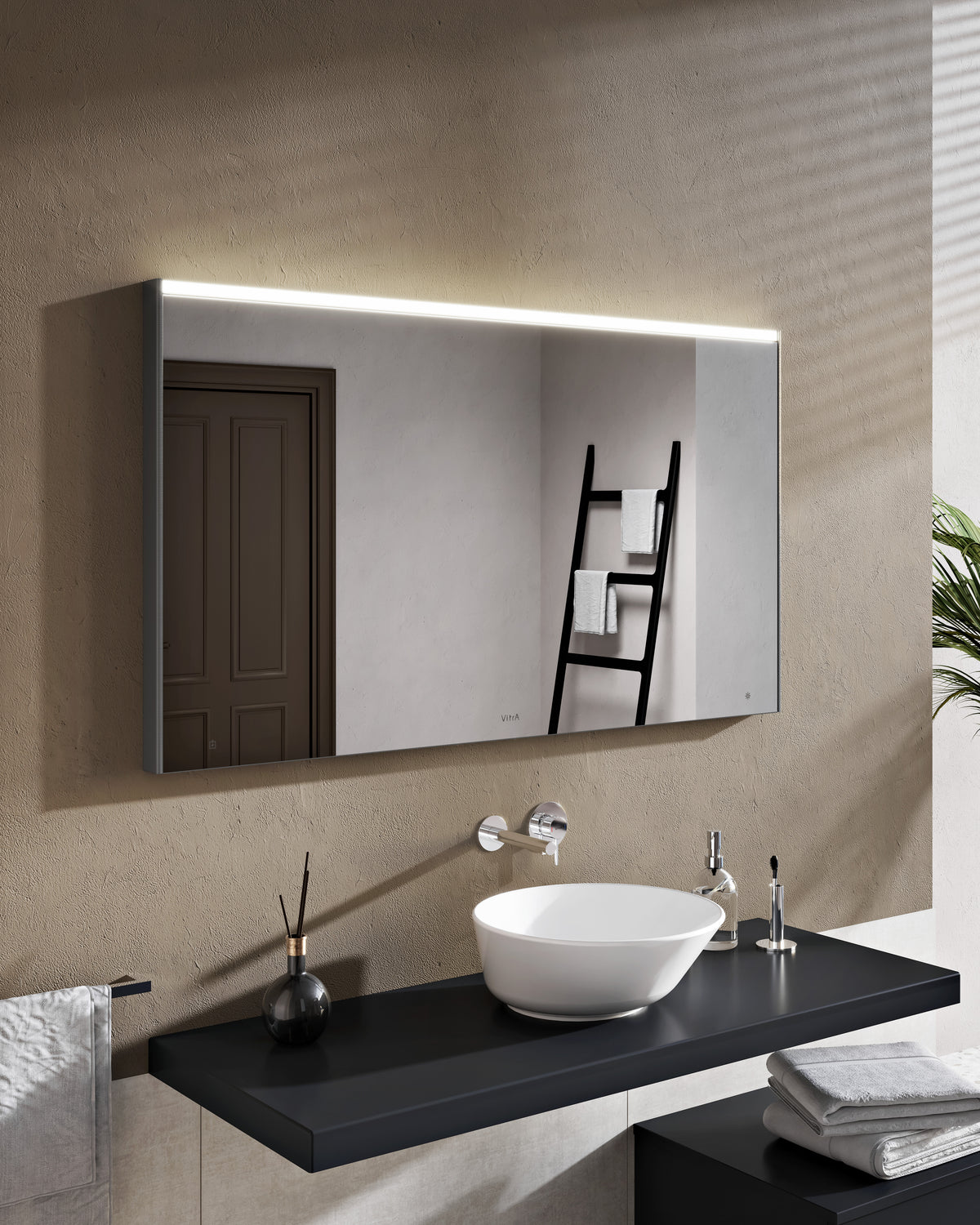 Vitra 7421B003-0016 9d48c849281a545db157c4b653f393b1a9009a64-3.jpg