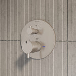 Vitra A4267234 Origin_thermostatic_bath_mixer_square_close_up_Origin_termostatik_banyo_bataryas_kare_yak_n_ekim_2023_03-1.jpg