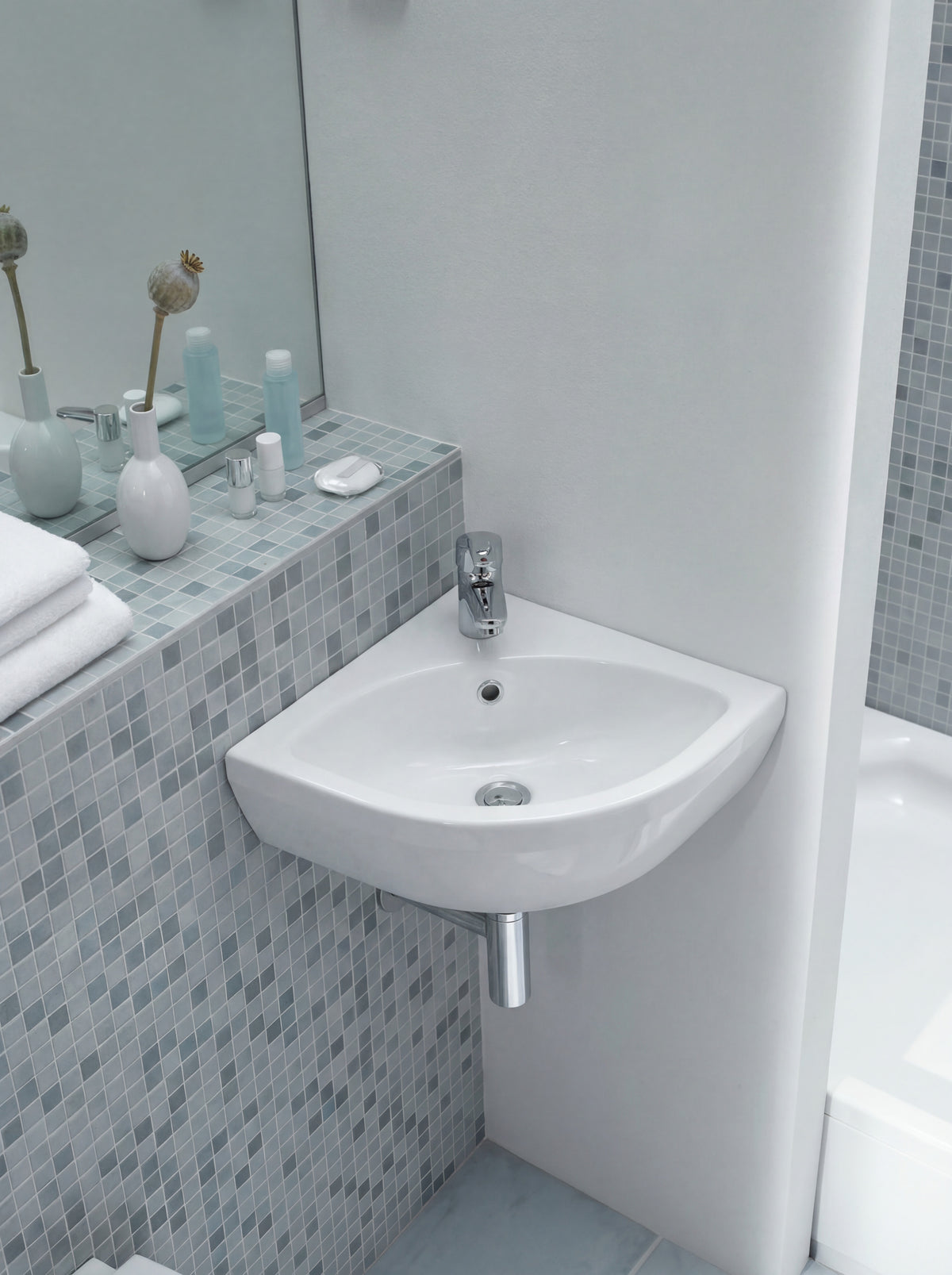 Vitra 7336L003-0999 Integra_Corner_Basin-1.jpg